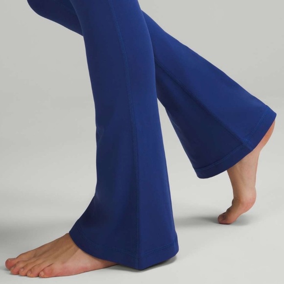 Lululemon Align High-Rise Mini Flare Pant 32" 2 - Picture 2 of 16